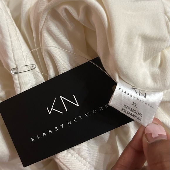 Klassy Network Ruched Maxi Skirt Sz XL Off White Stretchy Modal Slit Soft Skirt - Picture 8 of 9